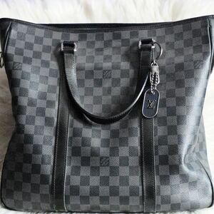 Louis Vuotton Damier Graphite Tadao
